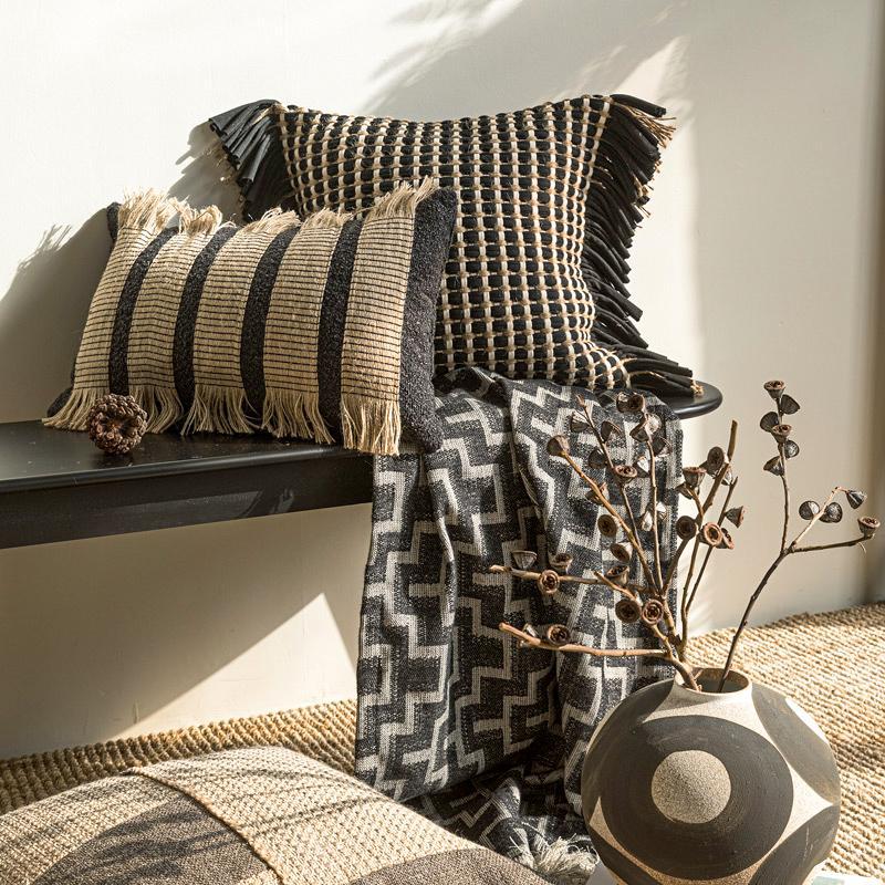 Premium Thick Woven Cushion Co - Textured Throw Natural 评论和价格